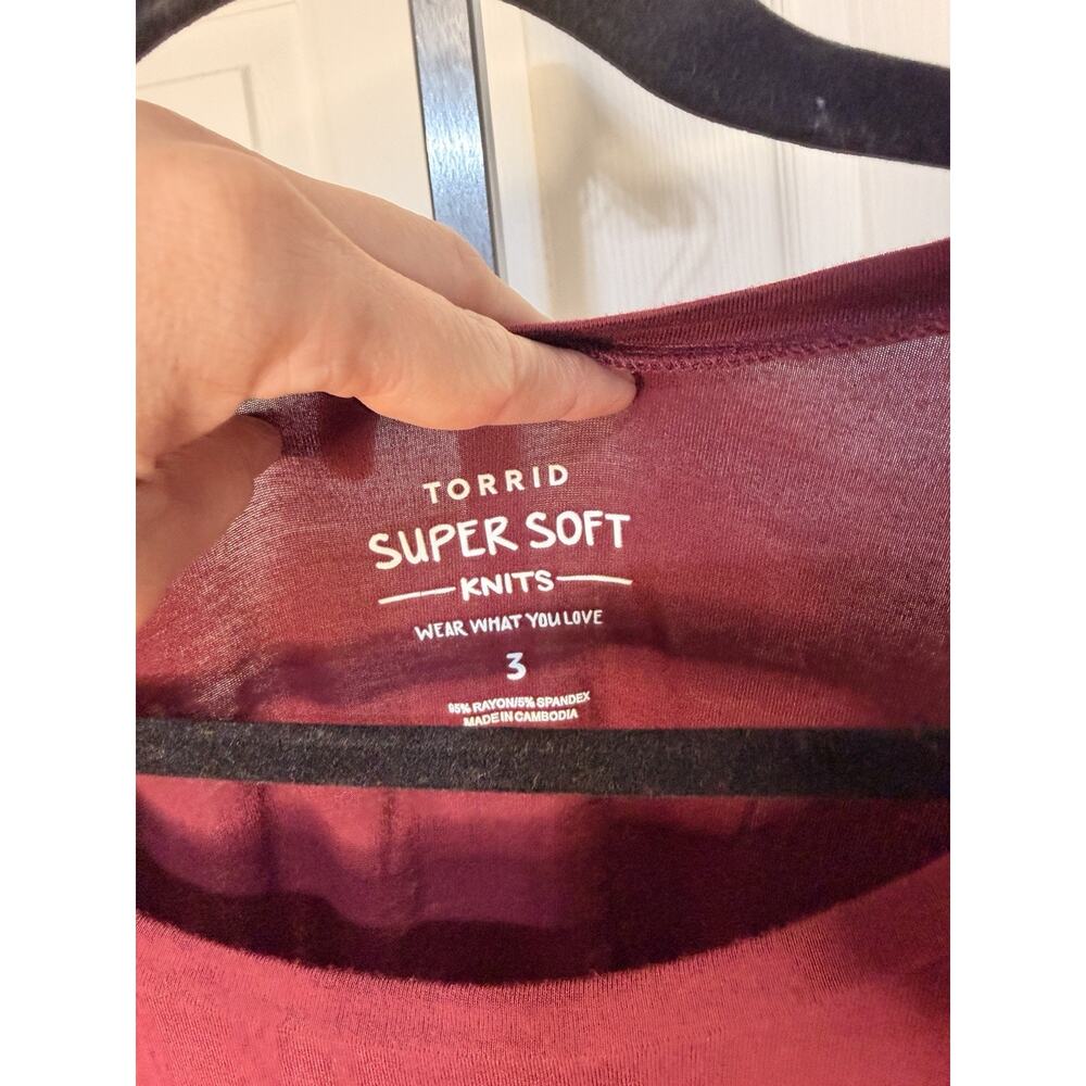 Torrid 3 Maroon Tshirt ‘busy Multi-slacking’ - Picture 3 of 5